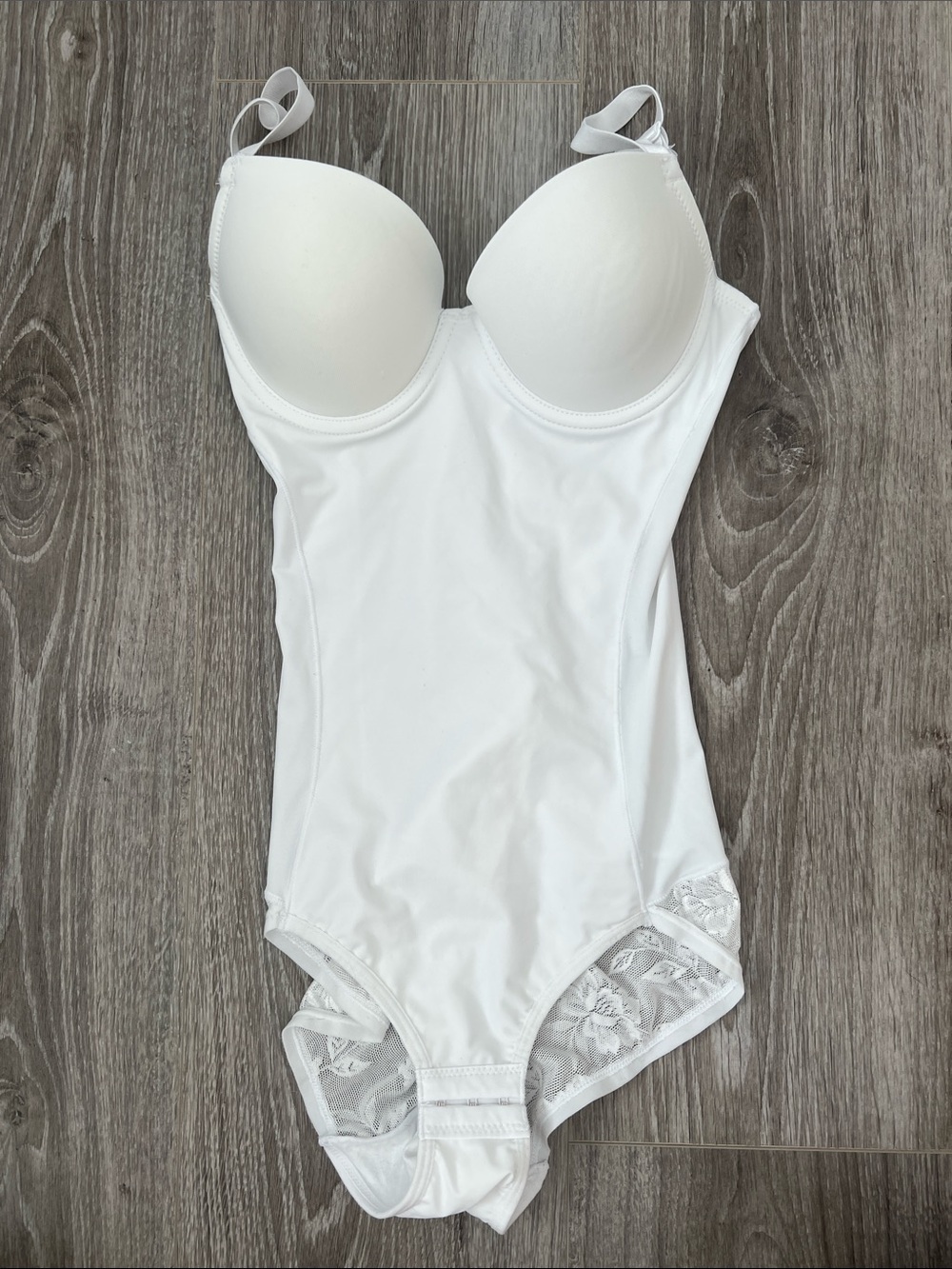 SHEIN White Lace-Trim Underwire Bodysuit